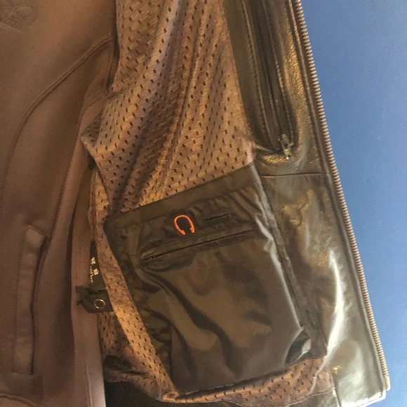 Harley Davidson Women’s Reflective Willie G Skull Genuine Leather Jacket MEDIUM - Picture 4 of 6